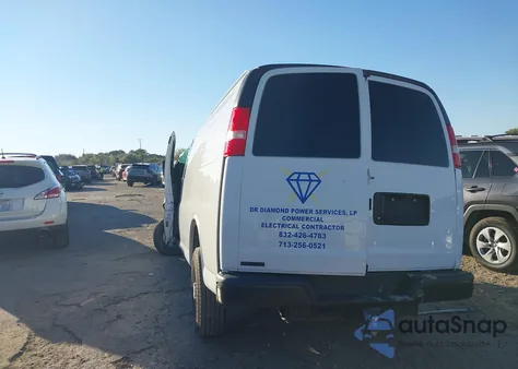 2021 Chevrolet Express Cargo Rwd 2500 Regular Wheelbase Wt из США, поврежденный, VIN 1GCWGAFP2M1197432